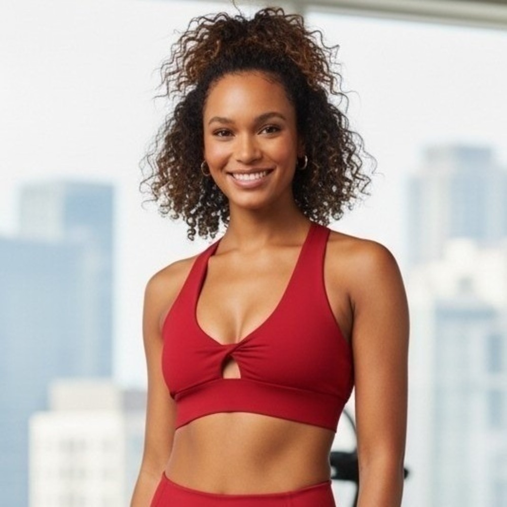 Fabletics Oasis Twist Sports Bra S Holly berry Red Keyhole Crisscross Back